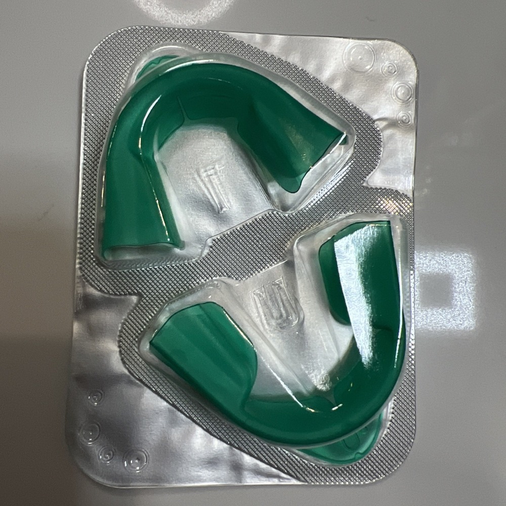 Opalescence Go 15% Mint Pre-filled Whitening Trays Set of 1 Top/Bottom - Picture 2 of 5